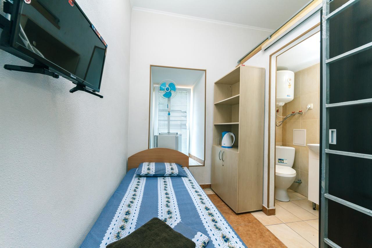 Small Room Near Independence Square Kiev Eksteriør bilde
